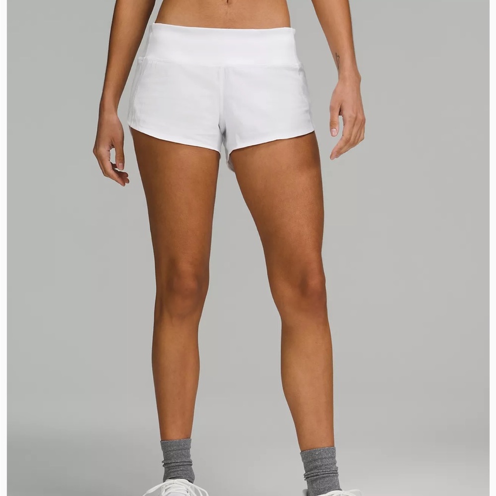 Lululemon White Speed Up Low-Rise Lined Short 2.5"